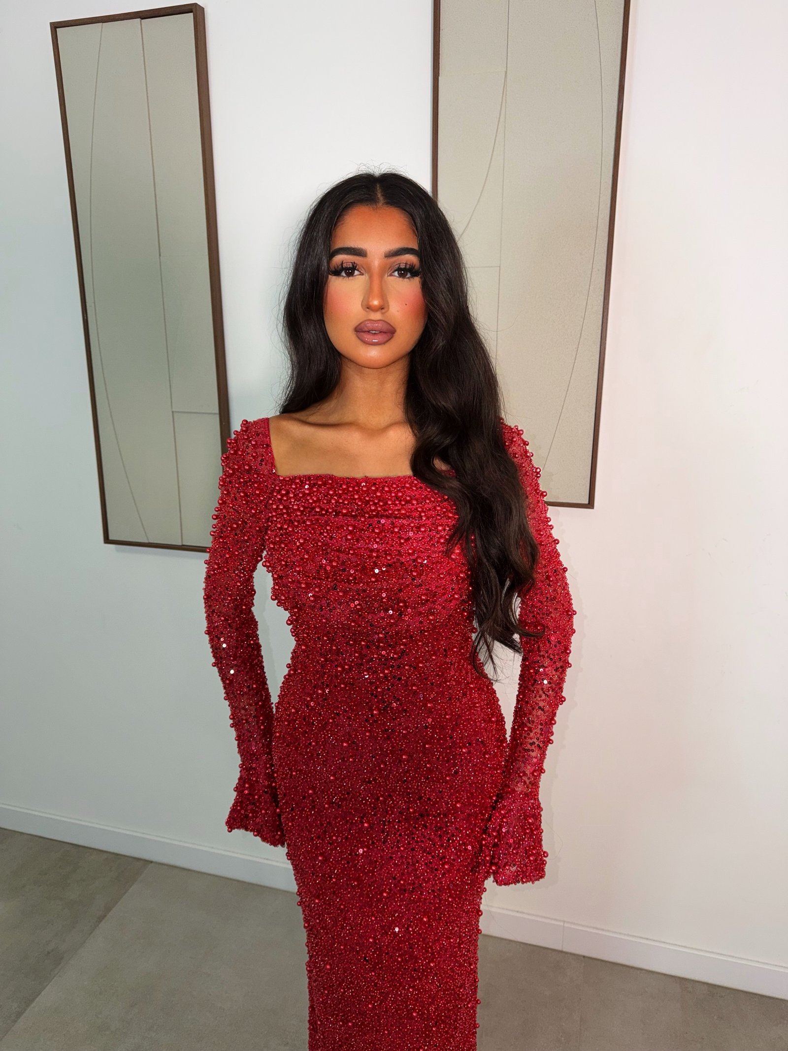 Amine dress